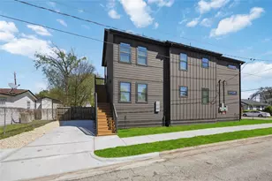801 E 32nd 1/2 St, Houston, TX 77022 - Photo 35