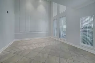 1115 Augusta Dr, Houston, TX 77057 - Photo 9