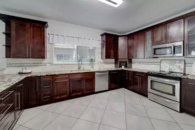 1115 Augusta Drive #29, Houston, TX 77057 - Photo 3