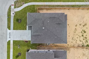 2425 E Heritage Dr, Dayton, TX 77535 - Photo 25