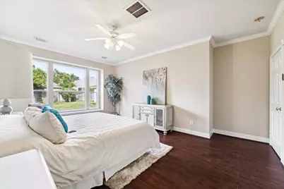 1818 Cross Spring Drive, Sugar Land, TX 77479 - Photo 17