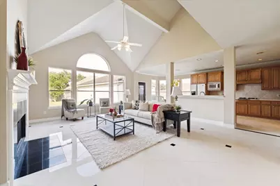 1818 Cross Spring Drive, Sugar Land, TX 77479 - Photo 9