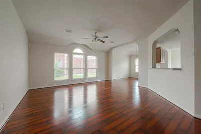 11814 Copperas Creek Drive, Sugar Land, TX 77498 - Photo 9