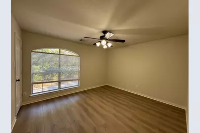 34 Montfair Park Circle, The Woodlands, TX 77382 - Photo 3