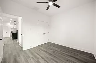 4104 Falls St, Houston, TX 77026 - Photo 9