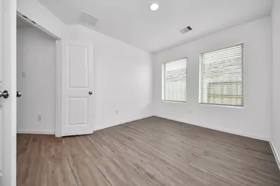 2111 Hyde Acres Street, League City, TX 77573 - Photo 13