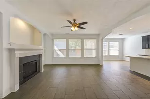 82 W Twinvale Loop, Conroe, TX 77384 - Photo 9