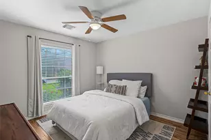 1310 Hidden Canyon Rd, Katy, TX 77450 - Photo 23
