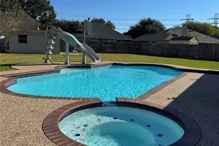 606 Oak Berry Dr, Kemah, TX 77565 - Photo 3