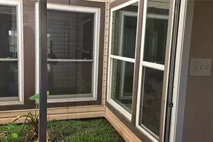 2207 St James Ct, Missouri City, TX 77459 - Photo 5