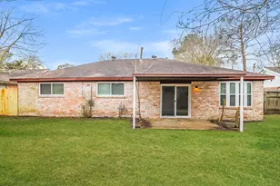10819 Sagewind Dr, Houston, TX 77089 - Photo 15