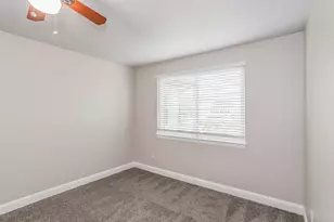 10819 Sagewind Dr, Houston, TX 77089 - Photo 11