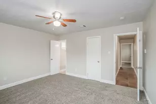 10819 Sagewind Dr, Houston, TX 77089 - Photo 7