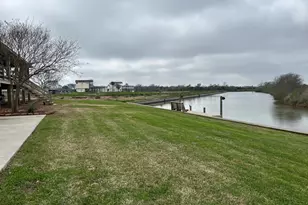 818 County Rd 792, Freeport, TX 77541 - Photo 5