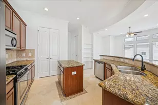 5210 Petty St, Houston, TX 77007 - Photo 11