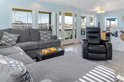 1321 Bay Drive, Crystal Beach, TX 77650 - Photo 19