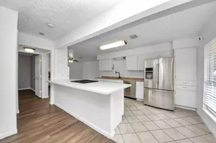 7414 Battlewood Dr, Houston, TX 77040 - Photo 9