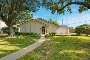 2502 Hollow Hook Rd, Houston, TX 77080 - Photo 1