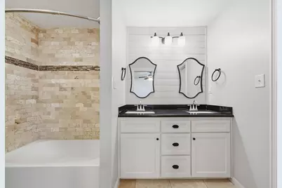 2502 Hollow Hook Road, Houston, TX 77080 - Photo 23