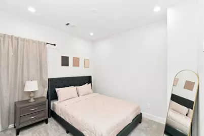 835 Dorchester Street #D, Houston, TX 77022 - Photo 7