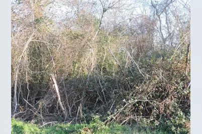 000 S Donaldson, La Porte, TX 77571 - Photo 3