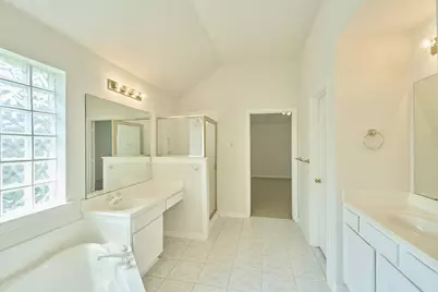 12318 Georgetown Park Court, Houston, TX 77058 - Photo 21