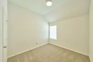 12318 Georgetown Park Ct, Houston, TX 77058 - Photo 25
