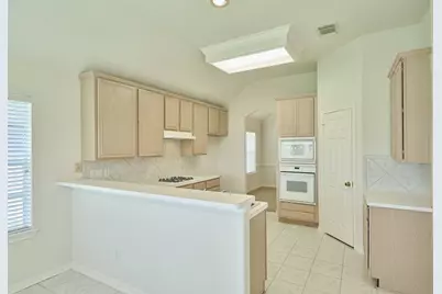 12318 Georgetown Park Court, Houston, TX 77058 - Photo 13