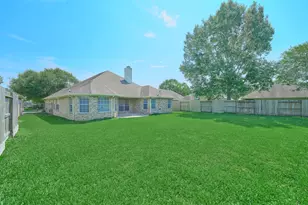 12318 Georgetown Park Ct, Houston, TX 77058 - Photo 29