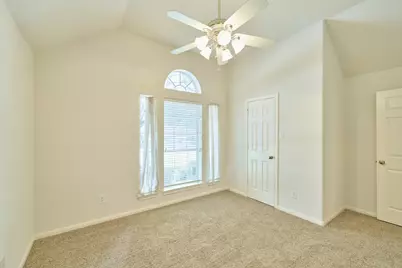 12318 Georgetown Park Court, Houston, TX 77058 - Photo 23