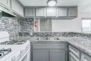 7527 Gulf Freeway Expressway, Houston, TX 77017 - Photo 9