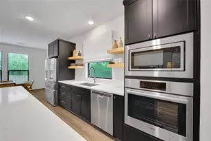 2554 Roy Cir, Houston, TX 77007 - Photo 13