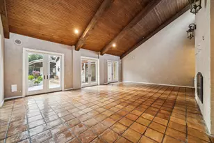 11640 Greenbay St, Bunker Hill Village, TX 77024 - Photo 15