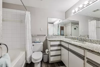 1330 Old Spanish Trail #1103, Houston, TX 77054 - Photo 9