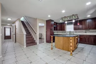 2818 Woodcreek Meadows Ln, Houston, TX 77073 - Photo 5