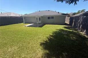 3242 Dalmatian Dr, Houston, TX 77045 - Photo 15