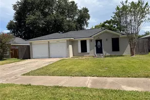 3242 Dalmatian Dr, Houston, TX 77045 - Photo 1