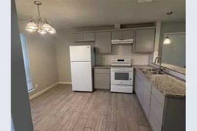 3242 Dalmatian Drive, Houston, TX 77045 - Photo 3