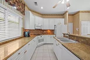13615 Mansfield Point Ln, Houston, TX 77070 - Photo 9