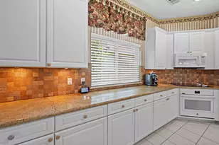13615 Mansfield Point Ln, Houston, TX 77070 - Photo 11
