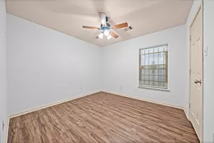 8421 Lawler St, Houston, TX 77051 - Photo 27