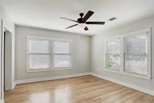 408 N Hunt, Bellville, TX 77418 - Photo 3