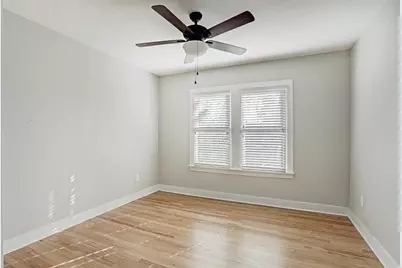 408 N Hunt, Bellville, TX 77418 - Photo 5
