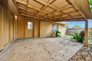 2703 Knotty Oaks Trail, Houston, TX 77045 - Photo 5