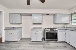 2703 Knotty Oaks Trail, Houston, TX 77045 - Photo 17