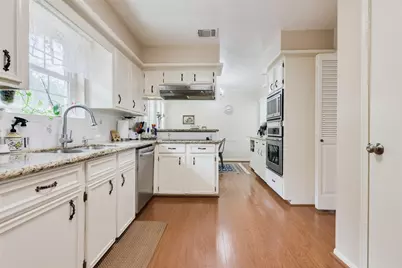 6815 Seinfeld Court, Houston, TX 77069 - Photo 15