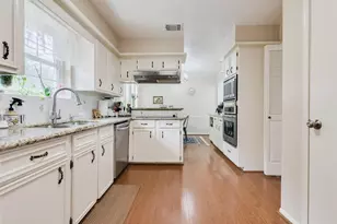 6815 Seinfeld Ct, Houston, TX 77069 - Photo 15