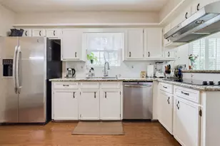 6815 Seinfeld Ct, Houston, TX 77069 - Photo 17