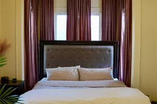 409 E Morgan Ave, Cuero, TX 77954 - Photo 11