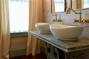 409 E Morgan Ave, Cuero, TX 77954 - Photo 5